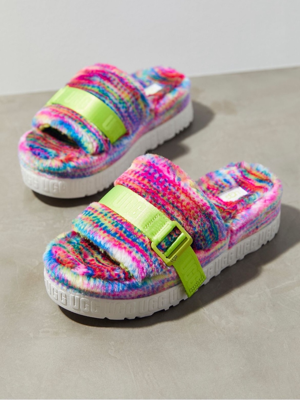 UGG Fluffita Pixelate Flatform Slipper